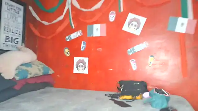 Snapshot of MaiaExotic chatting on 07-09-26, 11:04 MaiaExotic online show from 07-09-26, 11:04