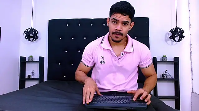 Snapshot of Dannesh_ chatting on 06-18-26, 03:49 Dannesh online show from 06-18-26, 03:49