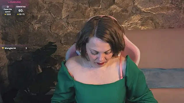 LiliaLawson online show from 06-14-26, 02:24
