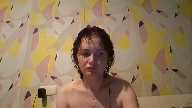 Snapshot of Diana_sosala chatting on 08-07-26, 03:51 Diana sosala online show from 08-07-26, 03:51
