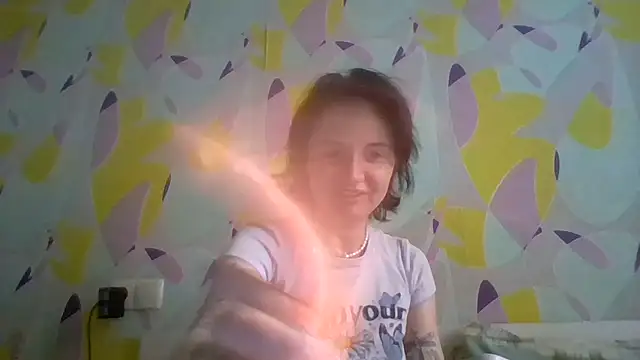 Snapshot of Diana_sosala chatting on 07-09-26, 02:38 Diana sosala online show from 07-09-26, 02:38