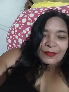 Snapshot of Ariais50 chatting on 06-07-26, 01:44 Ariais50 online show from 06-07-26, 01:44