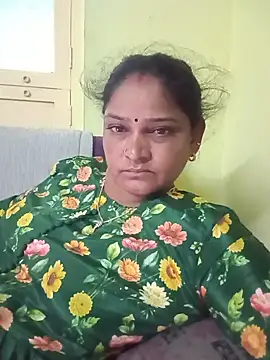Snapshot of mynatamil143 chatting on 06-11-26, 01:49 mynatamil143 online show from 06-11-26, 01:49
