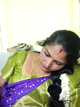 Snapshot of mynatamil143 chatting on 06-27-26, 02:01 mynatamil143 online show from 06-27-26, 02:01