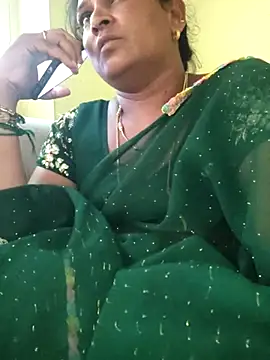Snapshot of mynatamil143 chatting on 06-06-26, 11:15 mynatamil143 online show from 06-06-26, 11:15