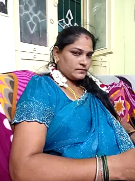 Snapshot of mynatamil143 chatting on 06-22-26, 02:03 mynatamil143 online show from 06-22-26, 02:03
