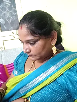Snapshot of mynatamil143 chatting on 06-15-26, 06:18 mynatamil143 online show from 06-15-26, 06:18