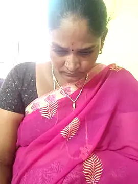 Snapshot of mynatamil143 chatting on 06-12-26, 06:33 mynatamil143 online show from 06-12-26, 06:33