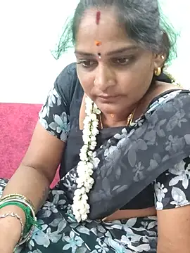 Snapshot of mynatamil143 chatting on 06-04-26, 02:44 mynatamil143 online show from 06-04-26, 02:44