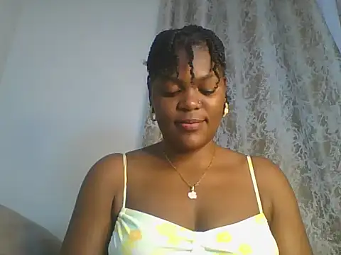 Snapshot of dollface_bela chatting on 07-21-26, 04:03 dollface bela online show from 07-21-26, 04:03