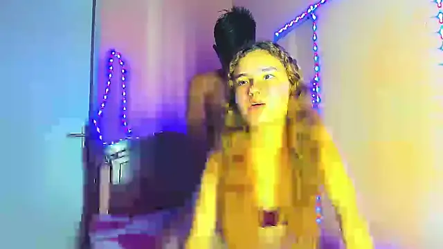 Snapshot of room69comeonbarbie chatting on 07-24-26, 12:39 room69comeonbarbie online show from 07-24-26, 12:39