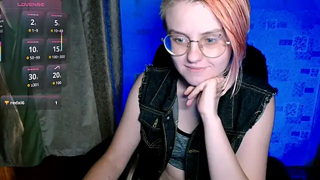   Freya    online show from 07-26-26, 04:58