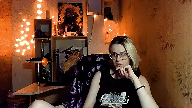Snapshot of __Freya___ chatting on 05-21-26, 08:28 Freya online show from 05-21-26, 08:28