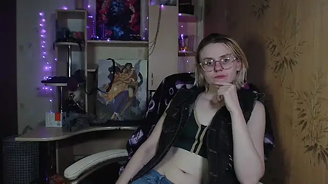 Snapshot of __Freya___ chatting on 05-22-26, 07:34 Freya online show from 05-22-26, 07:34