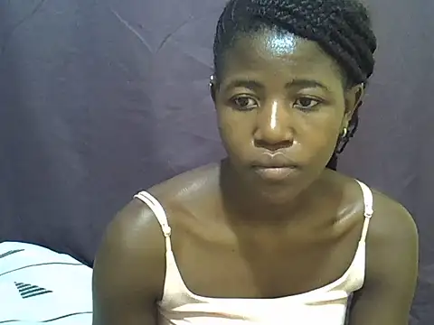 Snapshot of Sweet-tatiana chatting on 05-24-26, 08:14 Sweet-tatiana online show from 05-24-26, 08:14