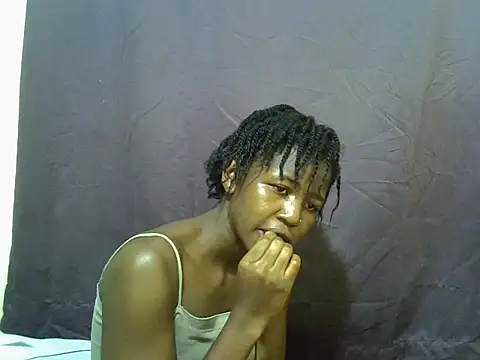 Snapshot of Sweet-tatiana chatting on 07-23-26, 07:21 Sweet-tatiana online show from 07-23-26, 07:21