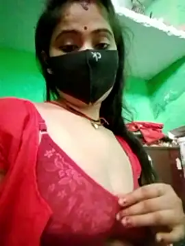 Snapshot of Rachnaaapkijaan78 chatting on 06-17-26, 04:23 Rachnaaapkijaan78 online show from 06-17-26, 04:23