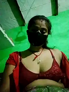 Snapshot of Rachnaaapkijaan78 chatting on 06-17-26, 06:29 Rachnaaapkijaan78 online show from 06-17-26, 06:29