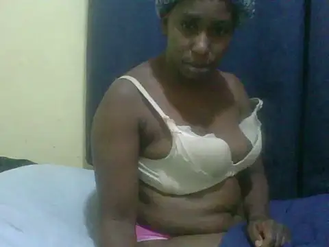 Snapshot of naughty-slender chatting on 05-30-26, 07:08 naughty-slender online show from 05-30-26, 07:08