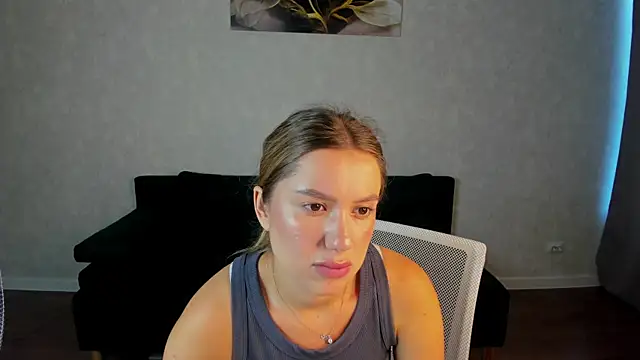 Snapshot of Shakira_Lux chatting on 07-25-26, 08:55 Shakira Lux online show from 07-25-26, 08:55