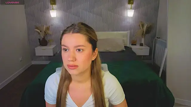 Snapshot of Shakira_Lux chatting on 06-02-26, 08:58 Shakira Lux online show from 06-02-26, 08:58