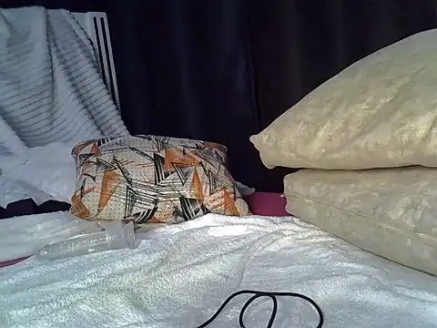 Snapshot of sexytingtee chatting on 05-28-26, 10:54 sexytingtee online show from 05-28-26, 10:54