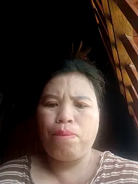 -Yeyi- online show from 05-17-26, 07:30