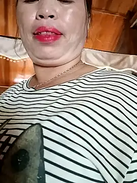 -Yeyi- online show from 07-11-26, 02:01