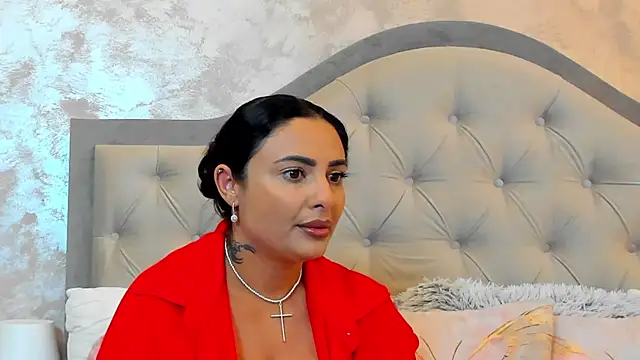 Snapshot of Bianca_Vale chatting on 07-05-26, 05:36 Bianca Vale online show from 07-05-26, 05:36