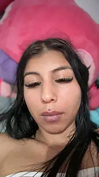 Snapshot of ariella_lovee chatting on 05-22-26, 12:08 ariella lovee online show from 05-22-26, 12:08