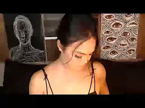 Snapshot of AmberMoorets chatting on 07-16-26, 02:30 AmberMoorets online show from 07-16-26, 02:30