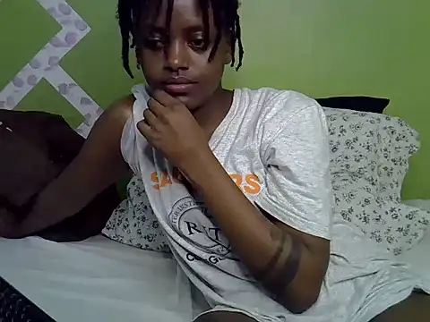 Snapshot of Slim_shedy1 chatting on 06-29-26, 10:37 Slim shedy1 online show from 06-29-26, 10:37