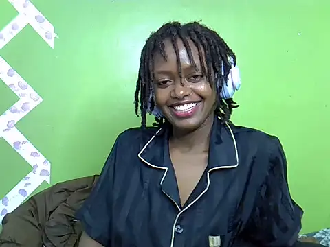 Snapshot of Slim_shedy1 chatting on 06-24-26, 12:26 Slim shedy1 online show from 06-24-26, 12:26