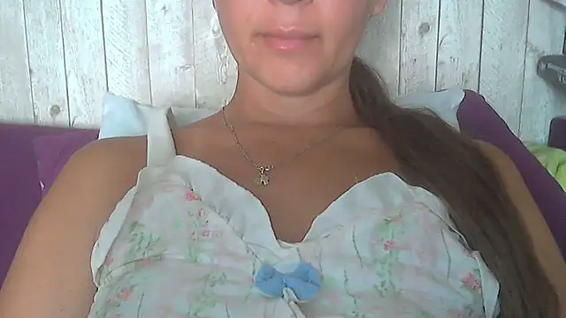 Bella--White online show from 07-12-26, 06:36