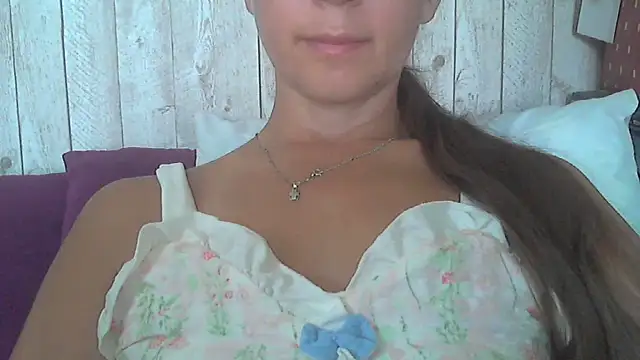 Bella--White online show from 06-29-26, 06:20