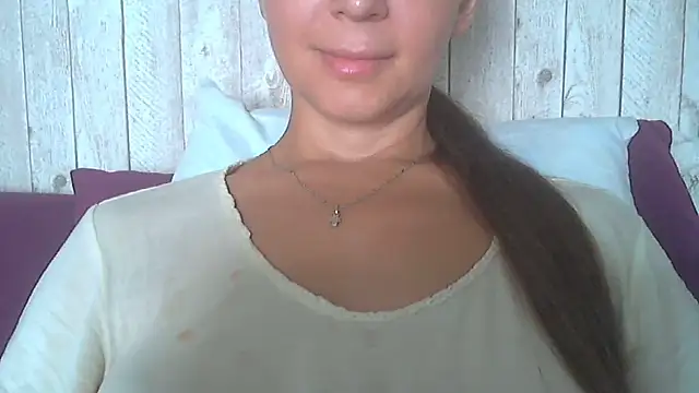 Bella--White online show from 07-04-26, 06:20