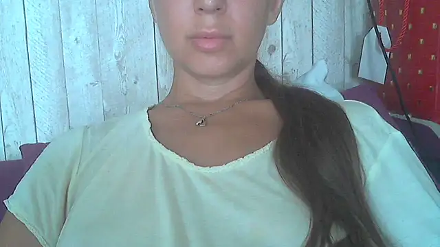Bella--White online show from 07-19-26, 06:55