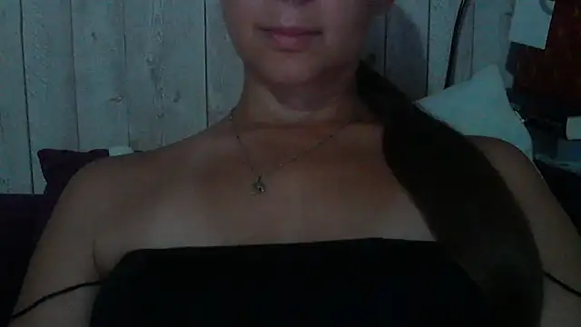 Bella--White online show from 06-20-26, 03:28