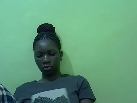 Snapshot of Sweet-Lynn chatting on 06-11-26, 02:53 Sweet-Lynn online show from 06-11-26, 02:53