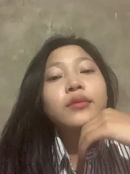 Snapshot of hinami-lo chatting on 05-26-26, 03:21 hinami-lo online show from 05-26-26, 03:21