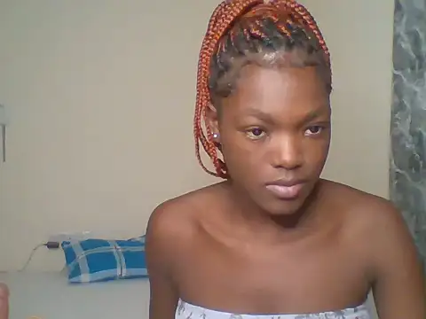 Snapshot of Belle_bubbles chatting on 06-27-26, 05:52 Belle bubbles online show from 06-27-26, 05:52
