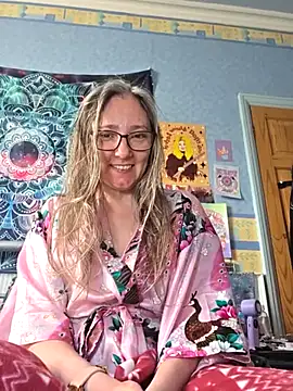 Izzylove47 online show from 05-16-26, 09:19