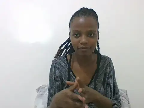 Snapshot of chickcute12 chatting on 05-21-26, 06:38 chickcute12 online show from 05-21-26, 06:38