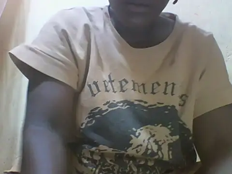 Snapshot of Lovely-baby9 chatting on 07-11-26, 03:29 Lovely-baby9 online show from 07-11-26, 03:29