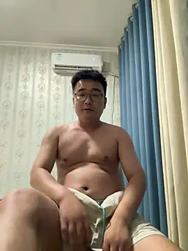 Snapshot of bobo-6688 chatting on 06-04-26, 04:44 bobo-6688 online show from 06-04-26, 04:44