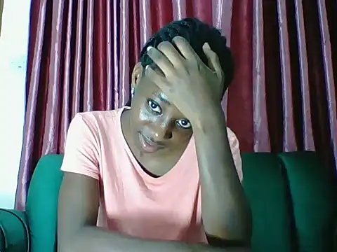 Snapshot of Darkpretty23 chatting on 07-01-26, 10:43 Darkpretty23 online show from 07-01-26, 10:43