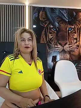  Pamelamilff online show from 06-17-26, 12:37