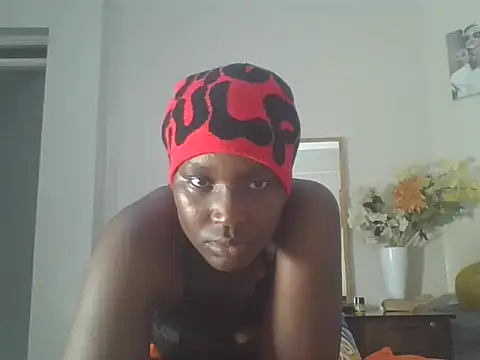Snapshot of Ebony_sweet_slut chatting on 05-15-26, 07:23 Ebony sweet slut online show from 05-15-26, 07:23