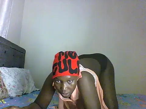 Snapshot of Ebony_sweet_slut chatting on 06-06-26, 03:01 Ebony sweet slut online show from 06-06-26, 03:01