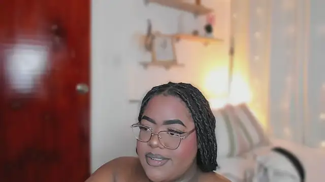 Ayanaa Ebony  online show from 05-19-26, 11:28